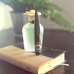 butter LONDON roller liner